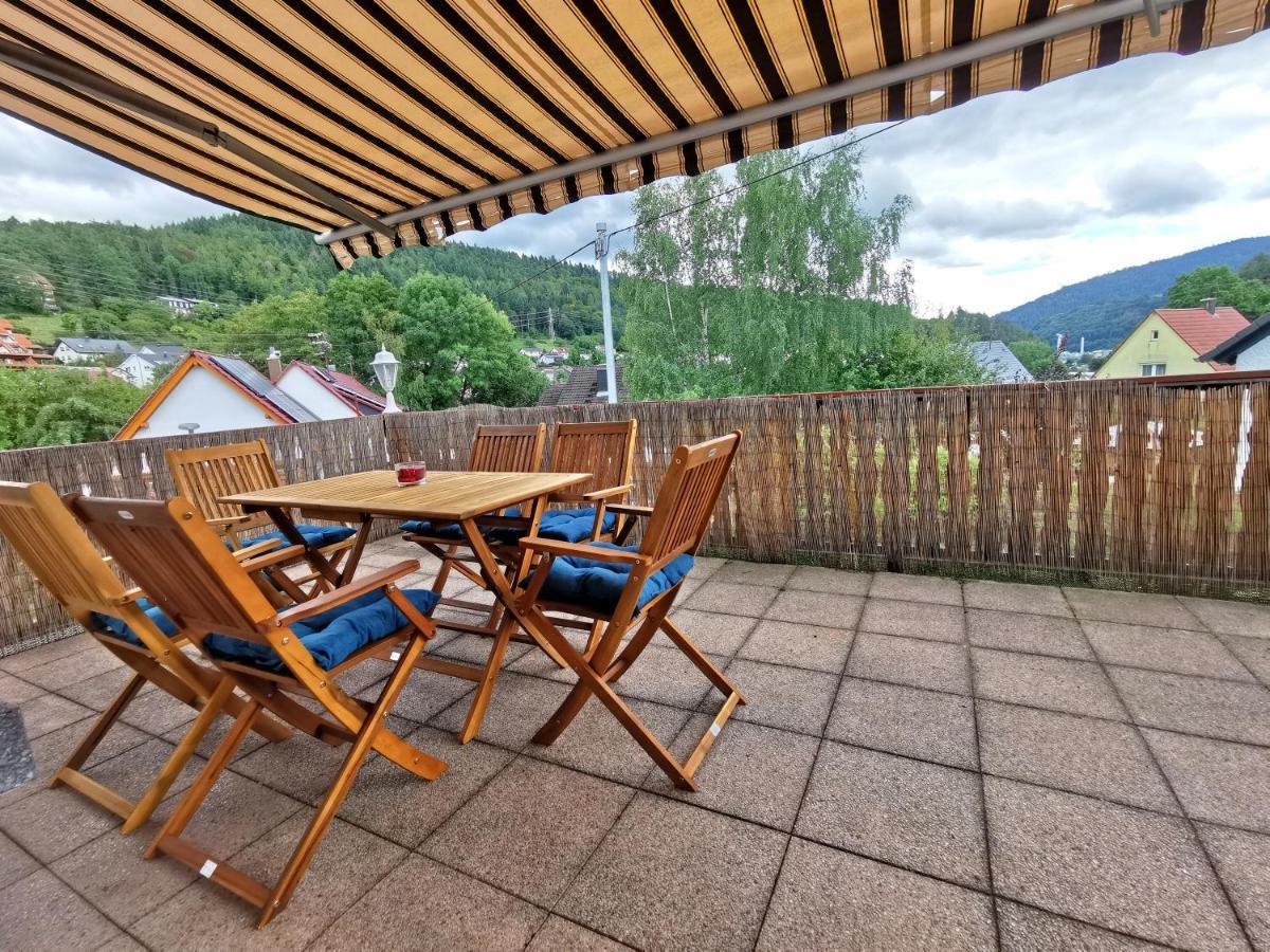 3 Zimmer-Apartment Mit Terrasse 盖恩斯巴赫 外观 照片